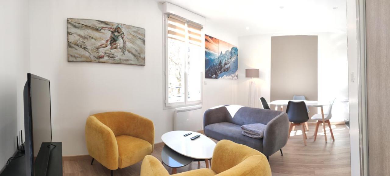 Joli Appartement Renove Avec Terrasse Brides-les-Bains Exteriör bild