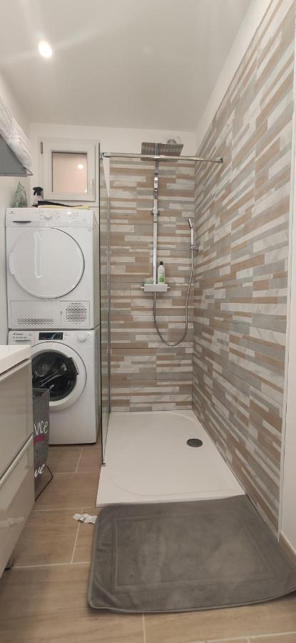 Joli Appartement Renove Avec Terrasse Brides-les-Bains Exteriör bild