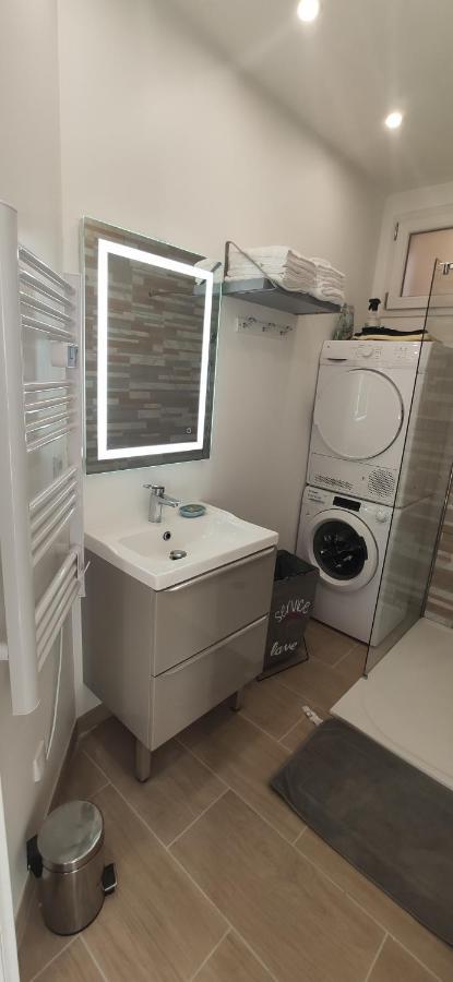 Joli Appartement Renove Avec Terrasse Brides-les-Bains Exteriör bild